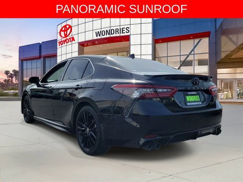 Used 2023 Toyota Camry XSE FWD image 3