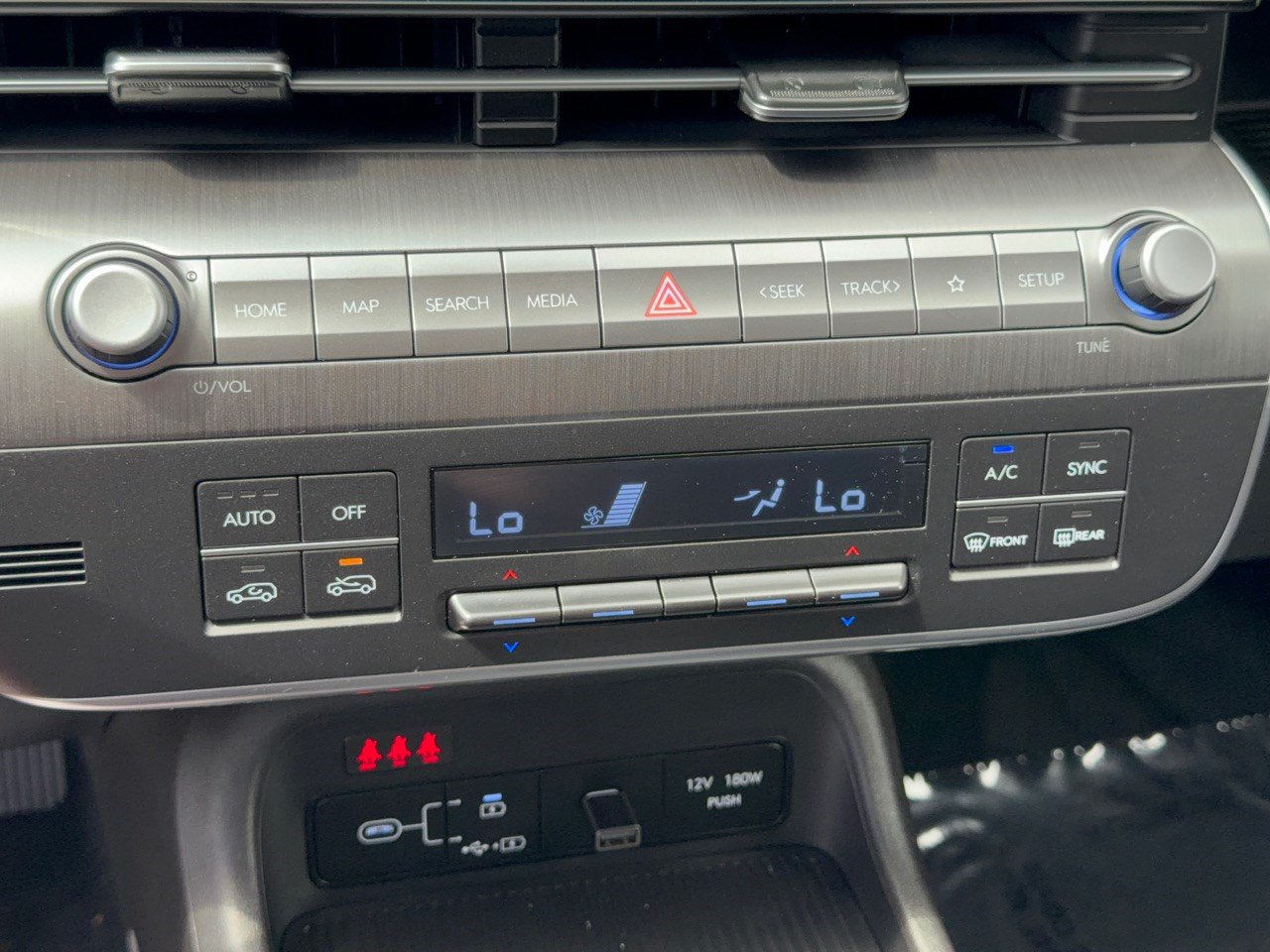 Used 2025 Hyundai Kona SEL FWD image 22