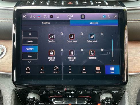 Used 2023 Jeep Grand Cherokee Summit image 25