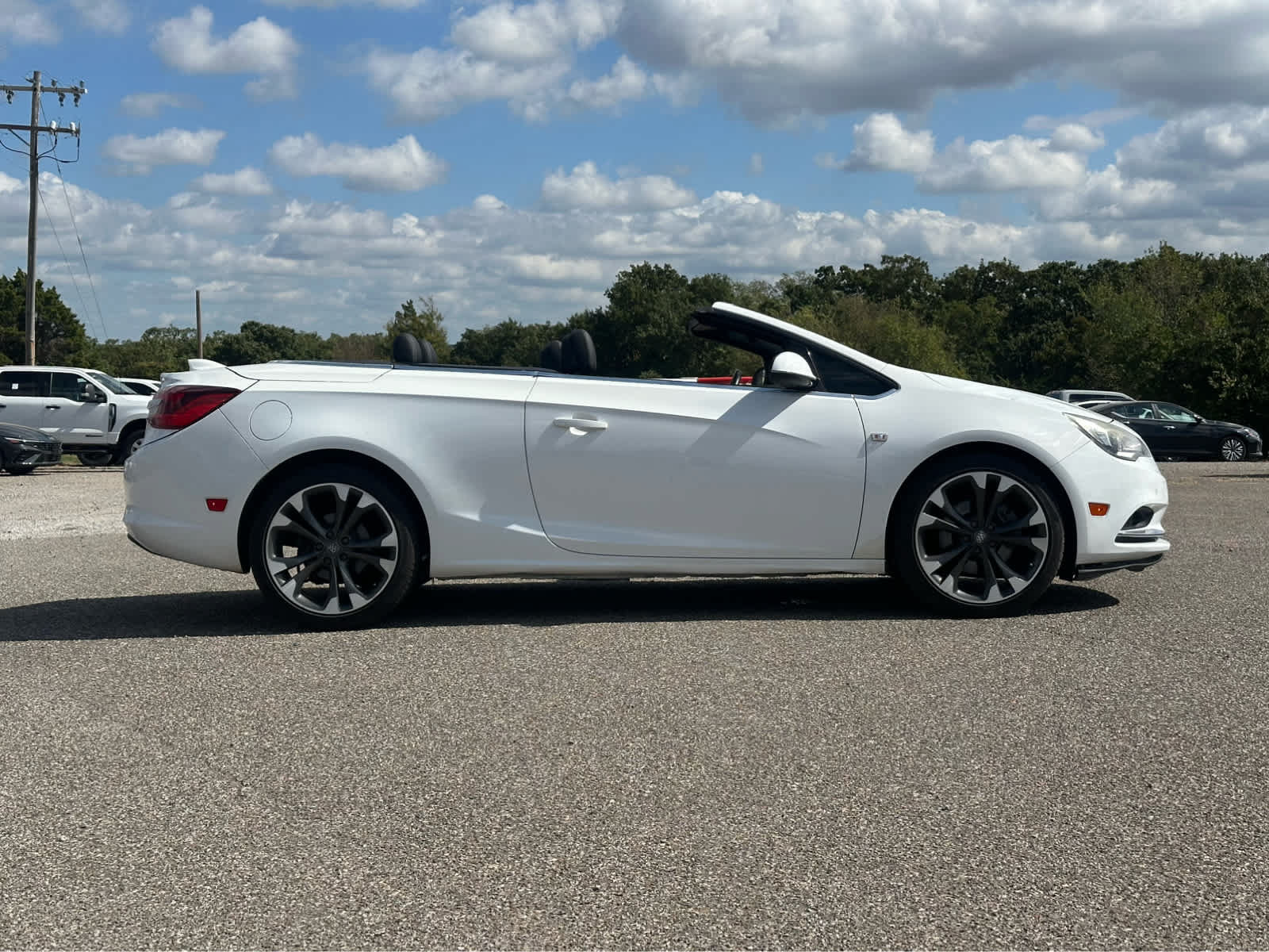 Used 2018 Buick Cascada Premium FWD image 11
