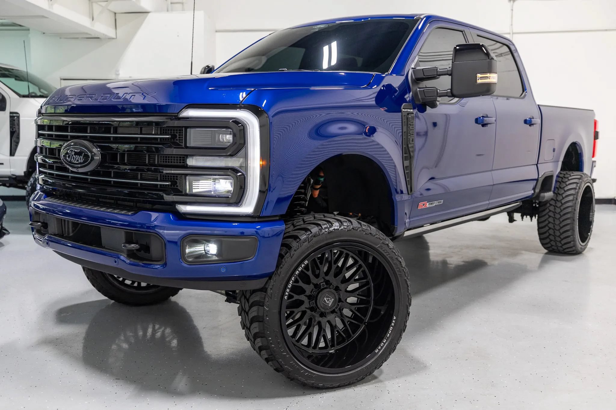Used 2026 Ford F250 Platinum AWD/4WD image 3