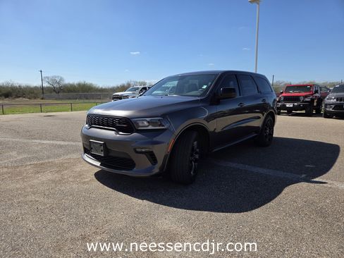 Used 2021 Dodge Durango GT w/ Blacktop Package image 3