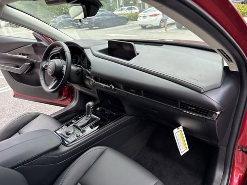 Certified 2025 MAZDA CX-30 AWD 2.5 S w/ Preferred Package image 32