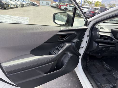 Used 2024 Subaru Crosstrek 2.0i Premium image 23