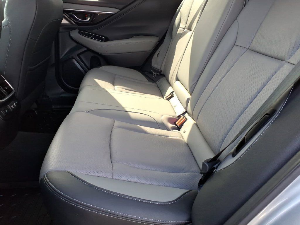 Used 2020 Subaru Outback Limited w/ Popular Package #2 AWD/4WD image 16