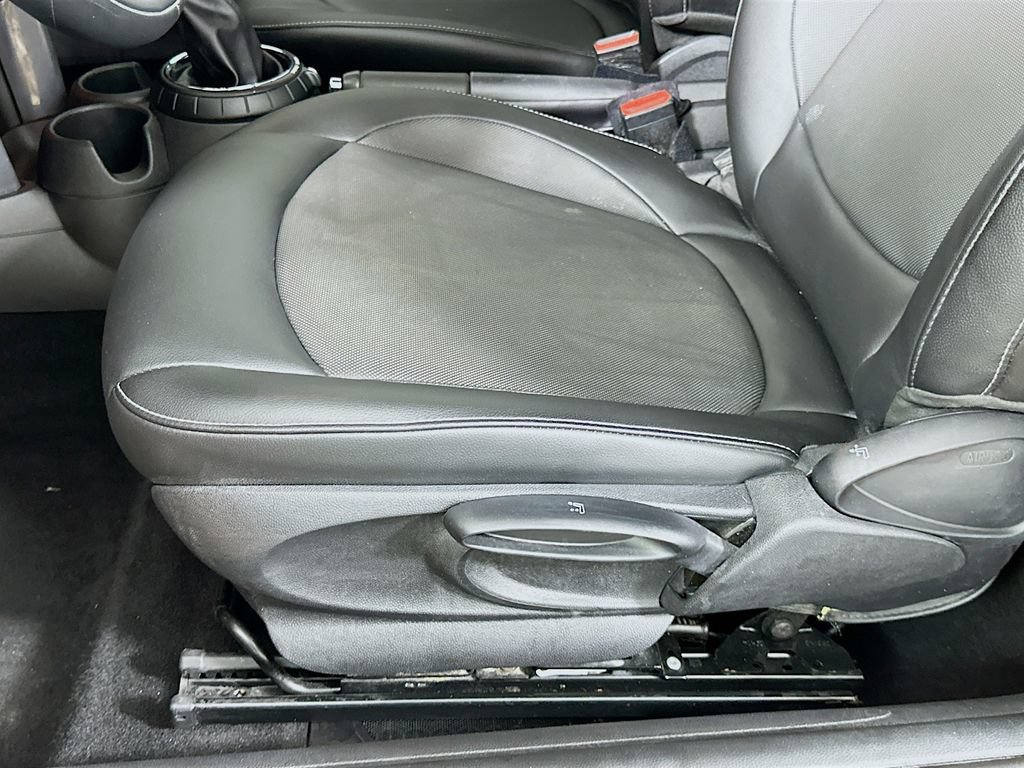 Used 2015 MINI Cooper 2-Door Hardtop FWD image 18