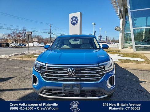 Used 2025 Volkswagen Atlas SEL image 2