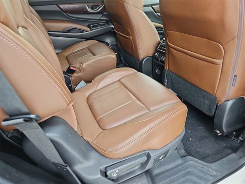 Certified 2023 Subaru Ascent Touring image 11