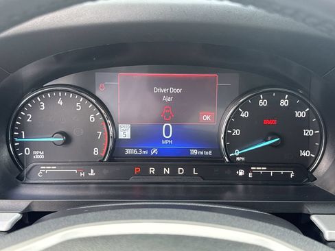Used 2023 Ford Explorer XLT w/ Equipment Group 202A RWD image 27