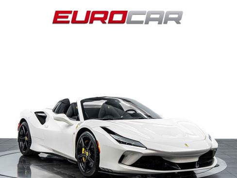 Used 2022 Ferrari F8 Tributo RWD image 9