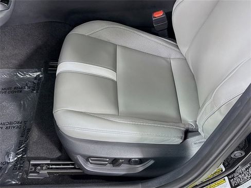 Certified 2025 Toyota Camry SE image 18