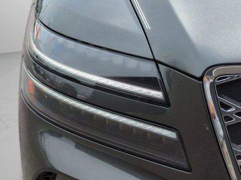 Certified 2025 Genesis G80 2.5T image 10
