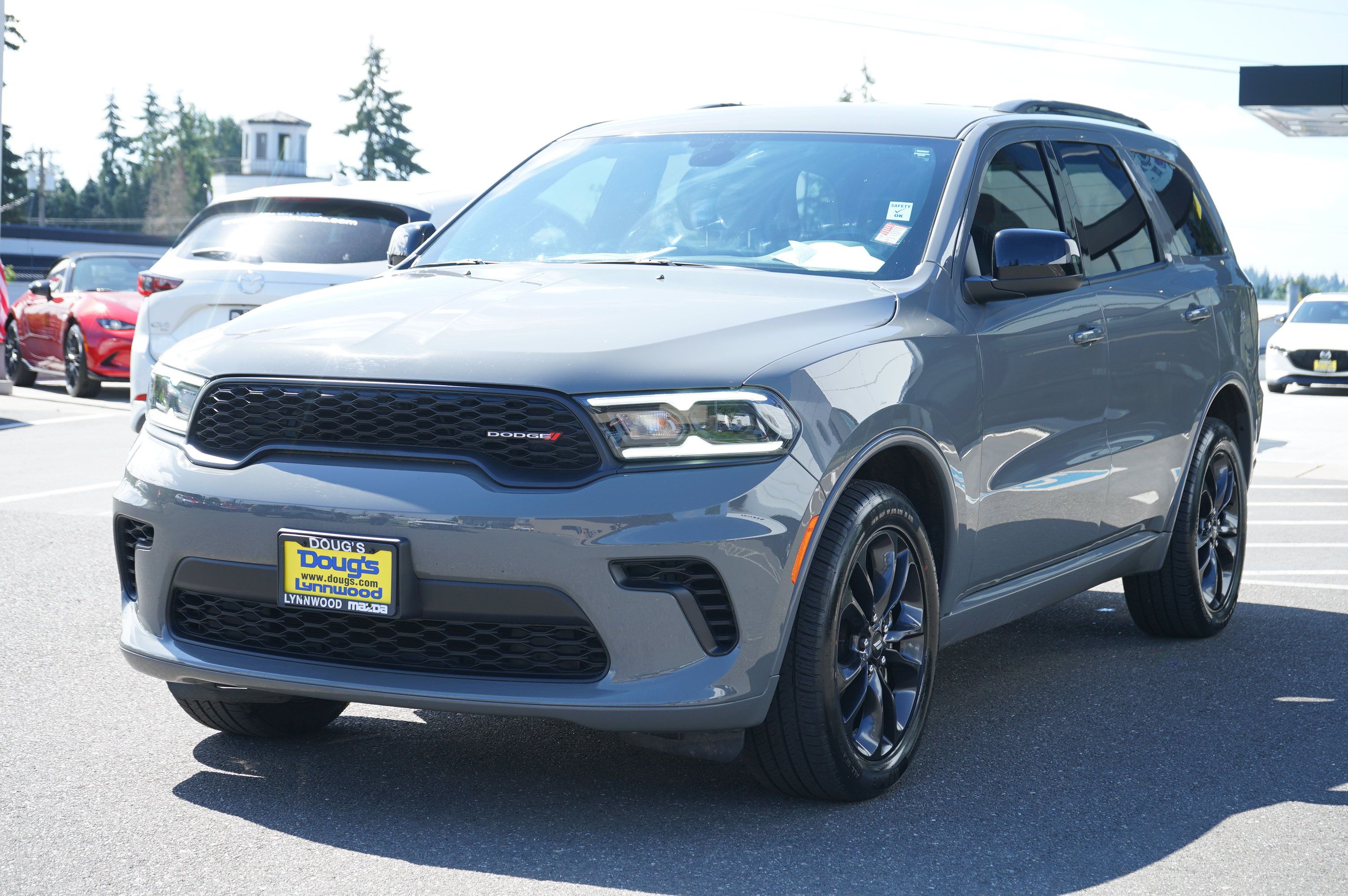 Used 2025 Dodge Durango GT w/ Blacktop Package AWD/4WD image 7