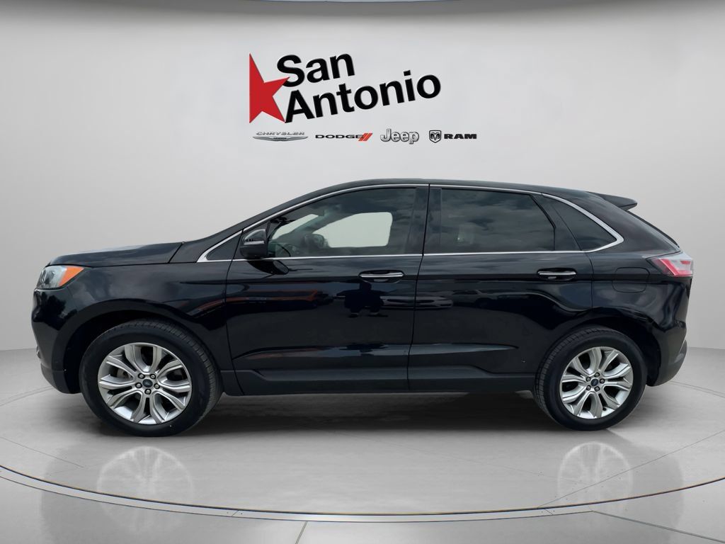 Used 2020 Ford Edge Titanium w/ Equipment Group 301A AWD/4WD image 8