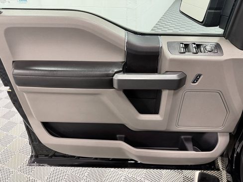 Used 2018 Ford F150 XLT image 9