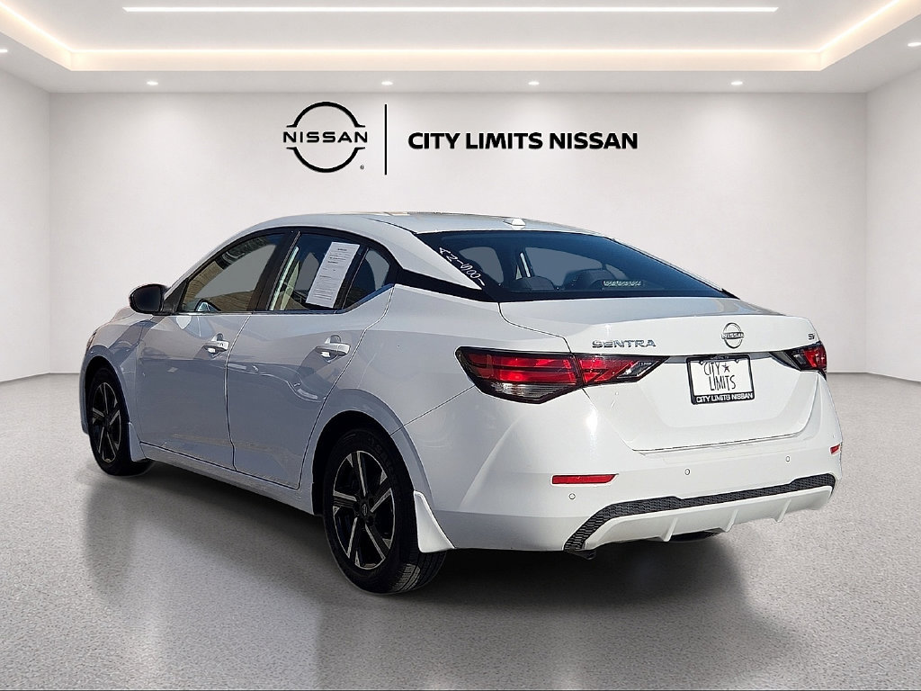Used 2024 Nissan Sentra SV FWD image 6