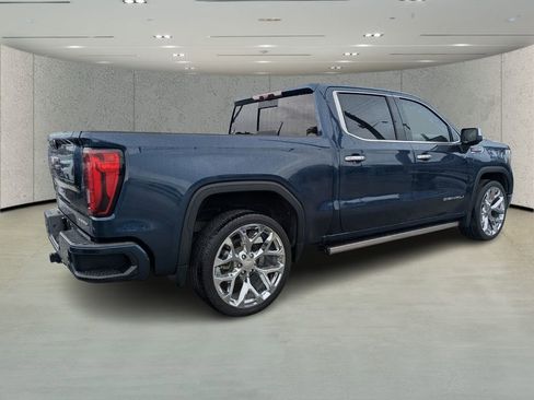 Used 2020 GMC Sierra 1500 Denali w/ Denali Ultimate Package image 3
