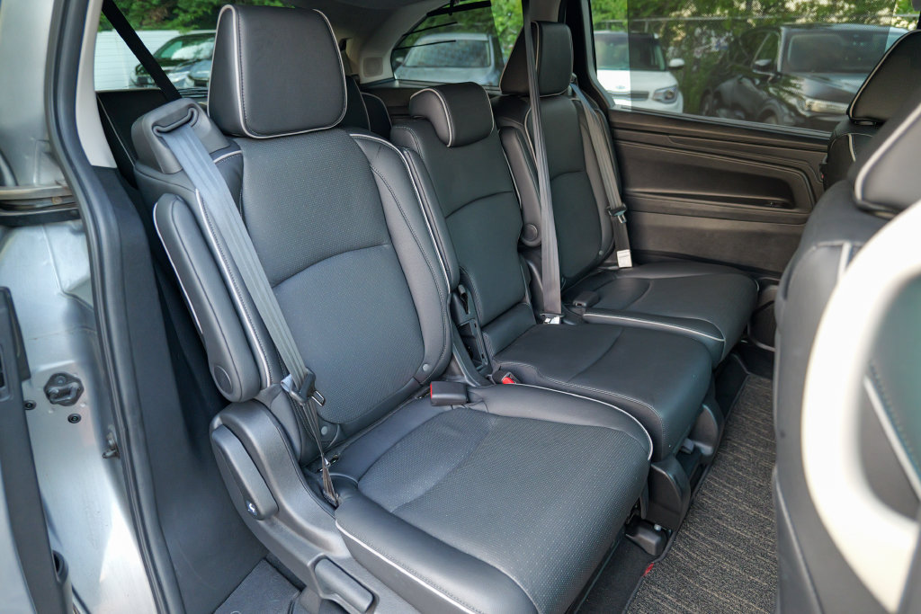 Used 2025 Honda Odyssey Elite image 30