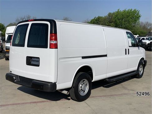 Used 2023 Chevrolet Express 2500 Extended image 2