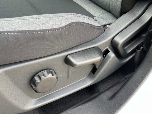 New 2025 Ford Bronco 4-Door image 15