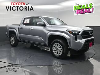 Used 2025 Toyota Tacoma SR5 RWD video 1