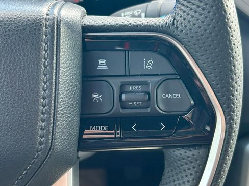 Used 2025 Toyota Tundra Platinum image 49