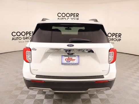 Used 2020 Ford Explorer XLT w/ Equipment Group 202A RWD image 22