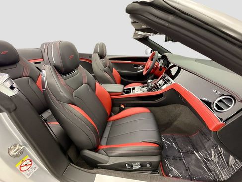 New 2026 Bentley Continental GTC AWD/4WD image 18