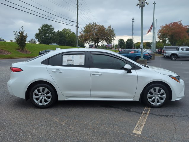 New 2027 Toyota Corolla LE FWD image 4