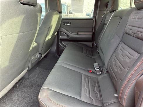 Used 2024 Nissan Frontier Pro-X w/ Pro Convenience Package image 12
