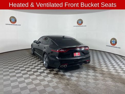 Used 2019 Kia Stinger GT2 image 22