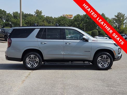 Used 2025 Chevrolet Tahoe Z71 AWD/4WD image 6