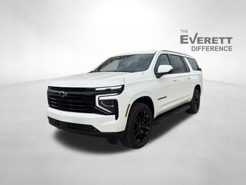 New 2026 Chevrolet Suburban RST w/ Advanced Technology Package AWD/4WD image 3