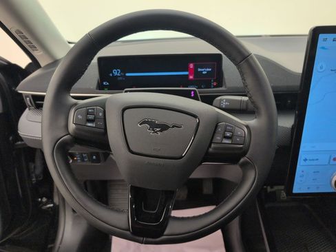 Used 2025 Ford Mustang Mach-E Select w/ Comfort Package Lite image 39