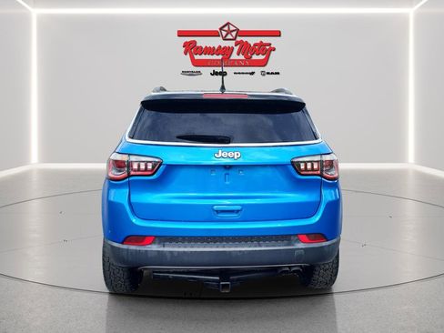 Used 2018 Jeep Compass Limited AWD/4WD image 4