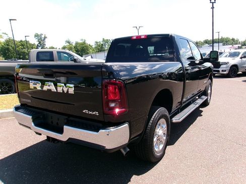 Certified 2026 RAM 2500 Big Horn AWD/4WD image 3