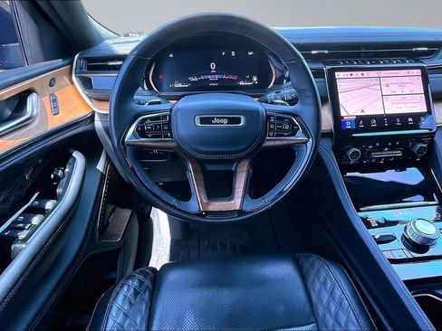 Certified 2023 Jeep Grand Cherokee L Summit AWD/4WD image 5