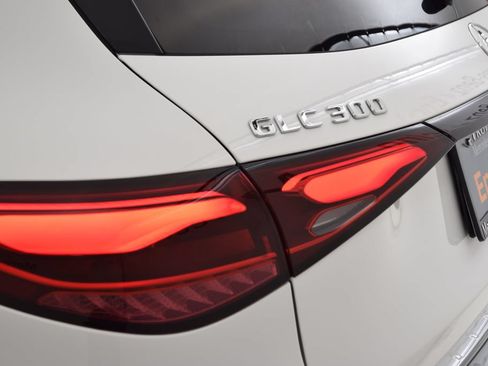 Certified 2024 Mercedes-Benz GLC 300 image 13