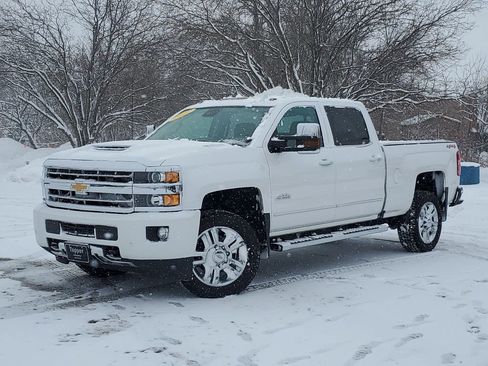 Used 2019 Chevrolet Silverado 2500 High Country image 27