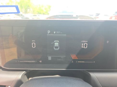 Used 2025 Kia K4 LXS image 2