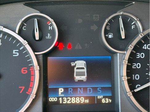 Used 2017 Toyota Tundra Limited image 24