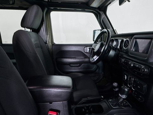 Used 2021 Jeep Wrangler Unlimited Sahara w/ Dual Top Group image 28