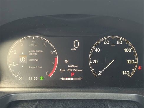 Used 2025 Honda Pilot TrailSport image 26