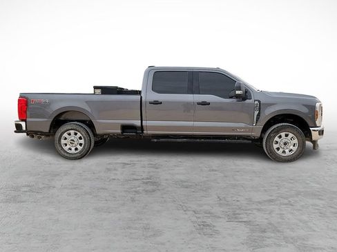 Used 2024 Ford F250 XLT image 12