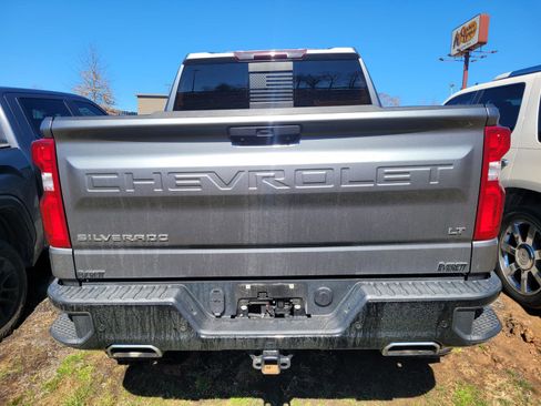 Used 2020 Chevrolet Silverado 1500 LT Trail Boss image 9