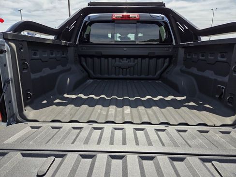 Certified 2025 Chevrolet Colorado ZR2 w/ Midnight Edition image 27