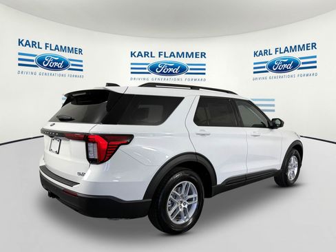New 2026 Ford Explorer Active image 3
