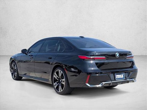 Certified 2024 BMW 740i xDrive AWD/4WD image 6