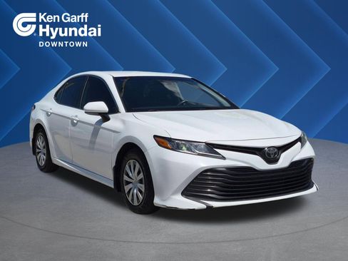 Used 2019 Toyota Camry LE FWD image 1