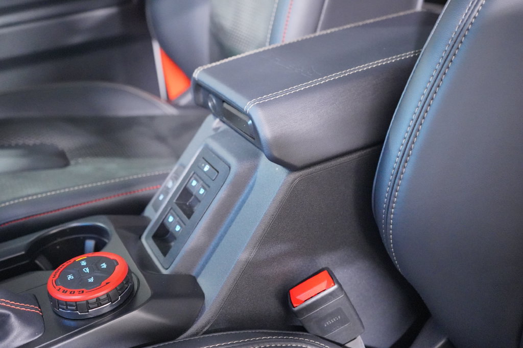 Used 2025 Ford Bronco Raptor AWD/4WD image 11